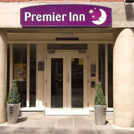 Premier Inn Bristol City Centre King Street Exteriör bild