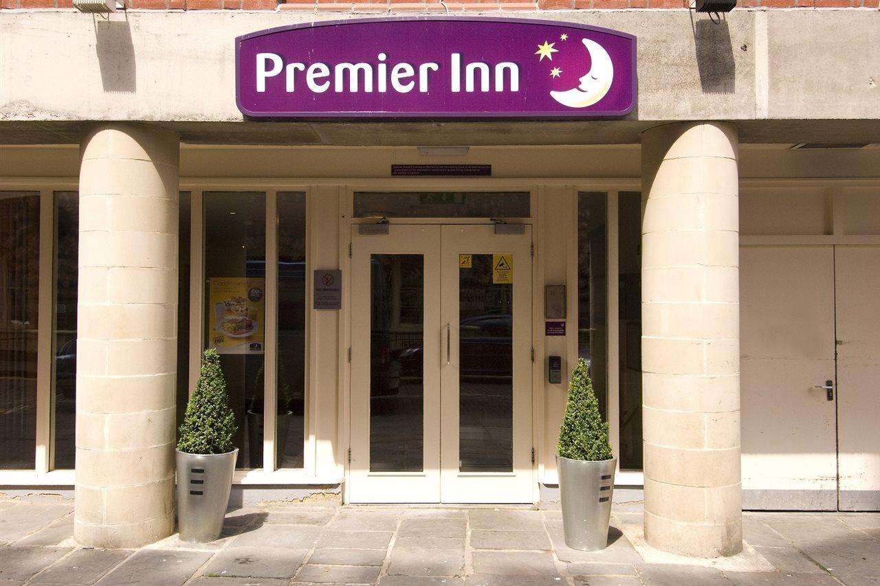 Premier Inn Bristol City Centre King Street Exteriör bild