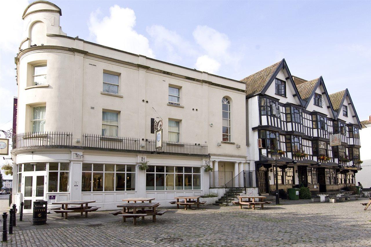 Premier Inn Bristol City Centre King Street Exteriör bild